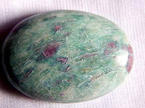 hoseki Ruby Fuchsite Cab for Locket Pendant stone Regul