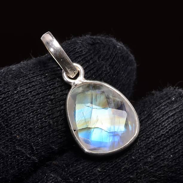 Blue Color Rainbow Moonstone Gemstone 925 Sterling Silv