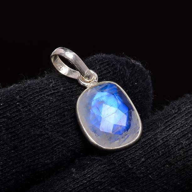 6.6 Carat Rainbow Moonstone 925 Sterling Silver stone for pendant