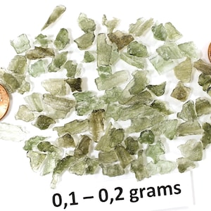 Natural Czech moldavites from locality CHLUM, different sizes, price for 1 piece, very tiny / tiny / small moldavites