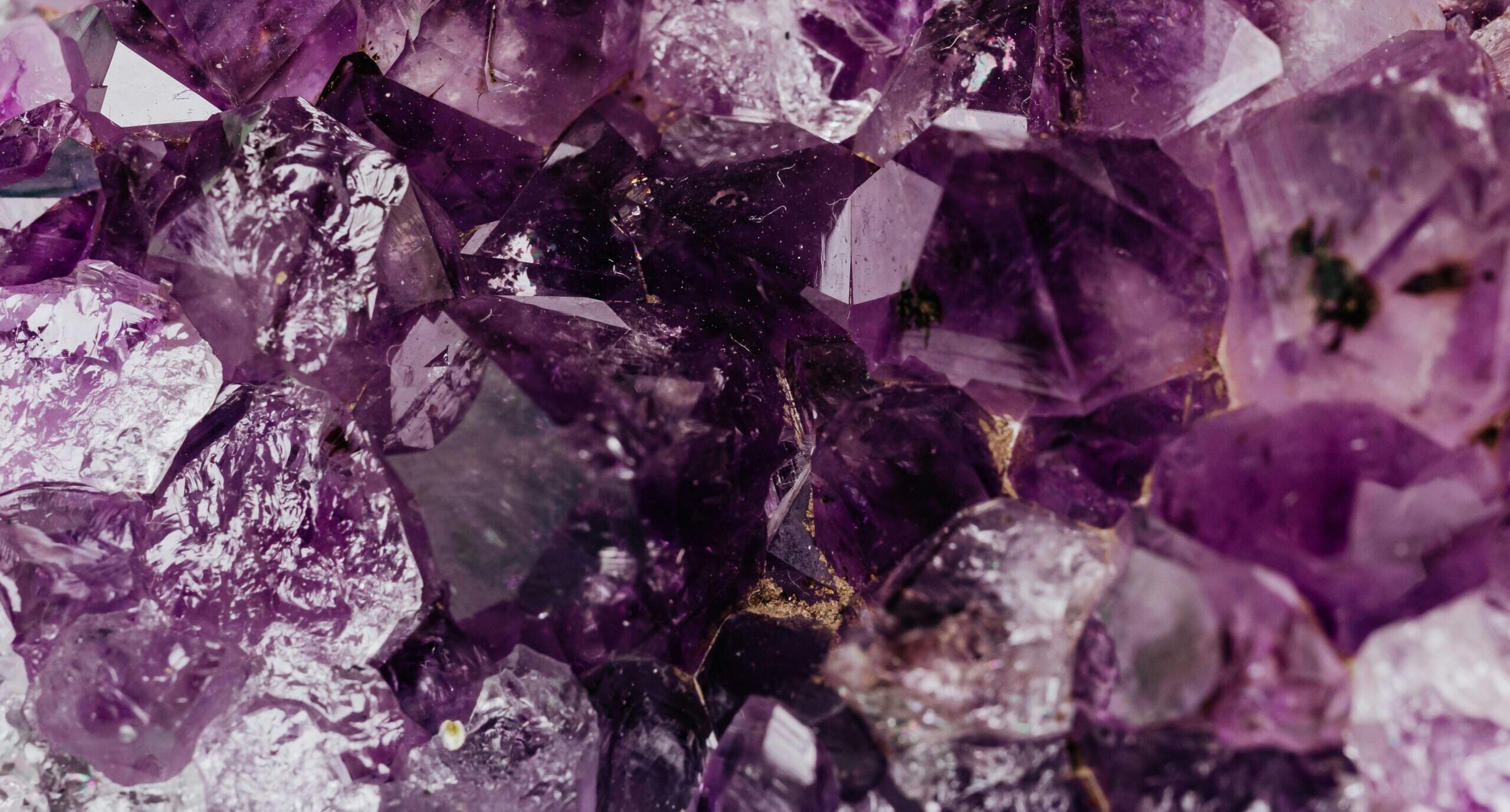 Natural Gemstone Jewelry: What Makes It Special?